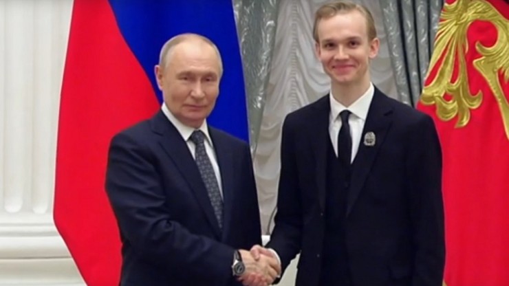 Актер из Тверской области получил награду из рук президента - новости ТИА