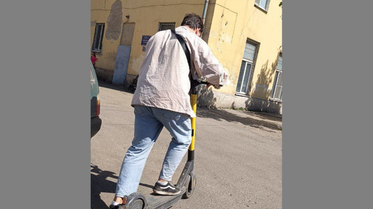 В Твери поймали и оштрафовали девять электросамокатчиков - новости ТИА