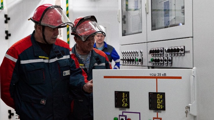 "Россети Центр" обучает сотрудников работать с оборудованием новой подстанции в Тверской области - новости ТИА