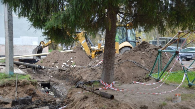 В Твери ремонтируют повреждения на теплосетях - новости ТИА