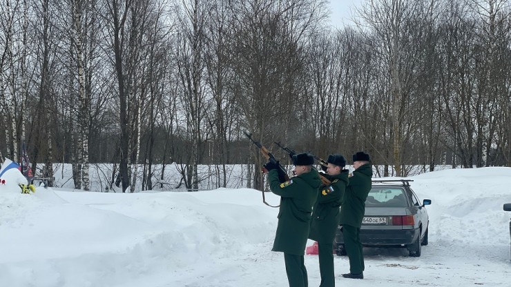 В Тверской области простились с гвардии рядовым Александром Беляковым - новости ТИА