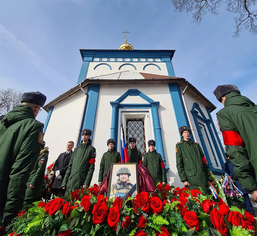 В Тверской области похоронили погибшего на Украине Илью Лосева - ТИА