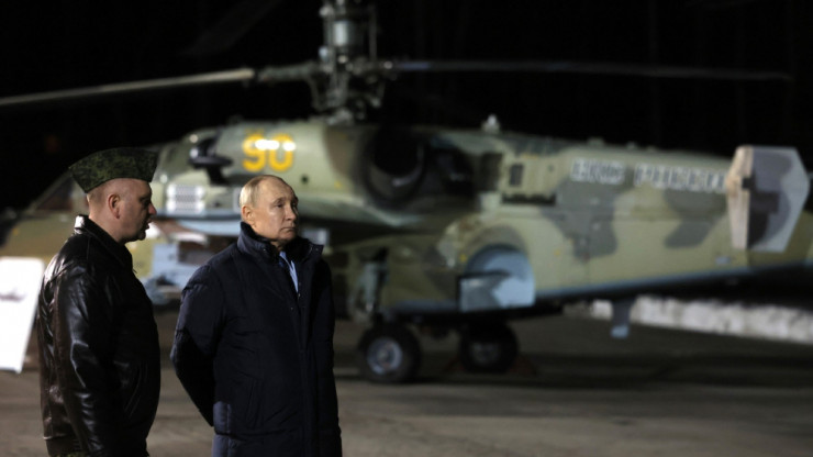 Владимир Путин в Торжке посетил 344-й вертолётный центр - новости ТИА