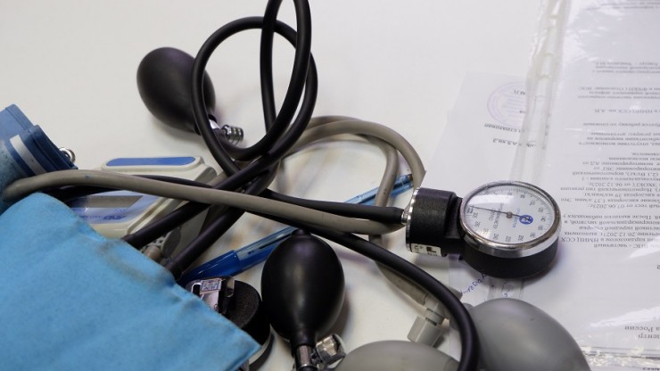 Врач рассказал, к каким тяжелым последствиям может привести сочетание кофе и таблеток - новости ТИА