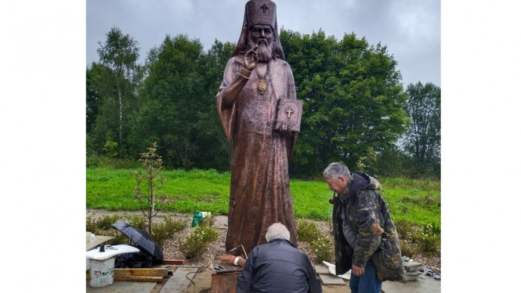 В деревне в Тверской области установили памятник апостолу Японии - новости ТИА