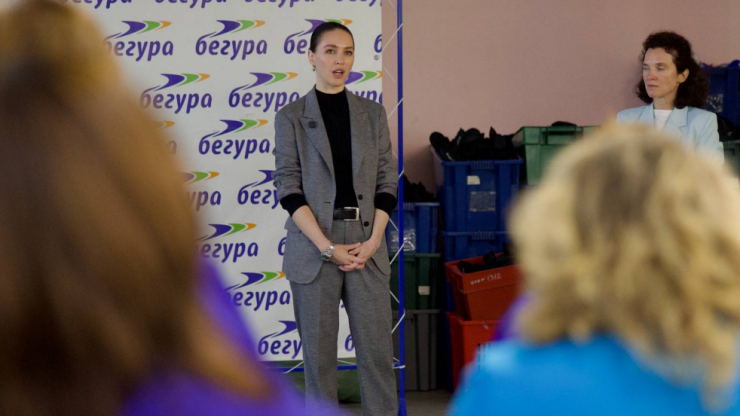 Важно создавать условия, чтобы люди оставались работать на наших предприятиях - Алена Аршинова - новости ТИА
