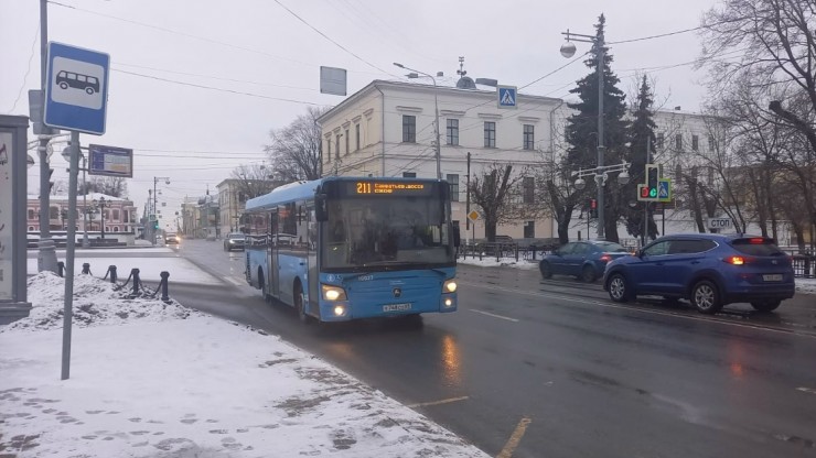 В Твери и Калининском округе изменится расписание и появятся новые остановки городских автобусов - новости ТИА