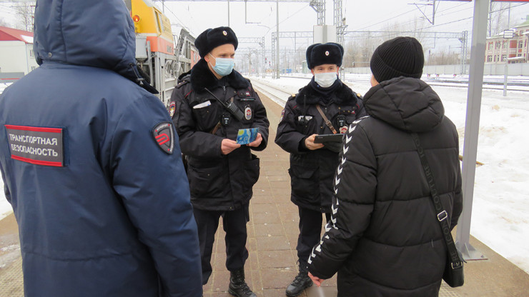Транспортные полицейские поймали в Тверской области 22 курильщика - новости ТИА