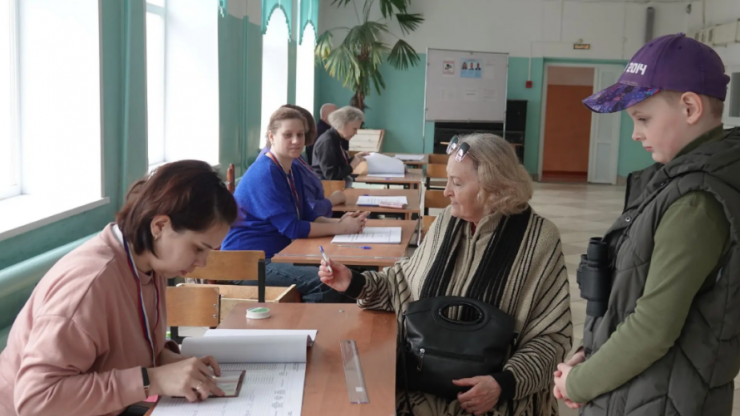 Высокую активность на выборах в Торжке показывают представители старшего поколения - новости ТИА