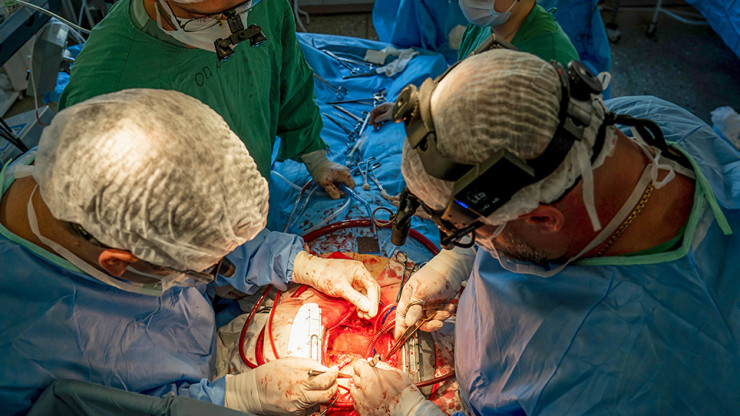 Кардиохирурги Тверской области провели сложнейшую операцию на открытом сердце - новости ТИА