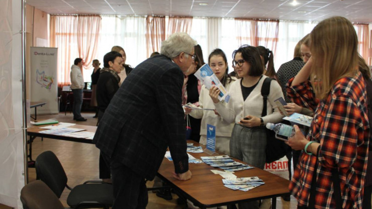 В Тверском медуниверситете прошла "Ярмарка вакансий" для студентов-стоматологов - новости ТИА
