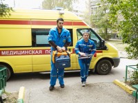 Медики конаковской скорой помощи провели акцию добра - обследовали 93-летнего ветерана ВОВ Ивана Рулёва - Новости ТИА