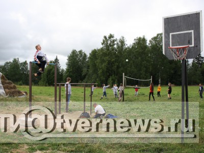 В Тверской деревне в трёх семьях живёт 31 приёмный ребёнок - новости ТИА