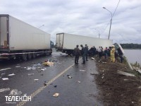 В Тверской области на трассе М-10 произошло ДТП с участием трёх автомобилей, два человека погибли - Новости ТИА