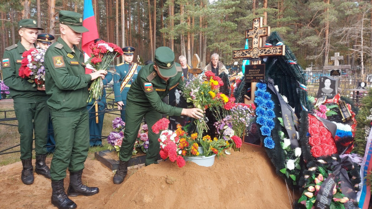 В Тверской области похоронили погибшего в ходе СВО Евгения Ермолаева - новости ТИА