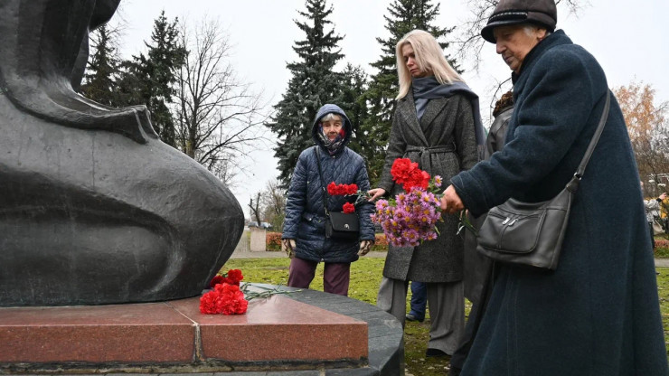 В Твери почтили память жертв политических репрессий - новости ТИА