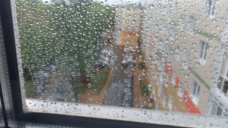 На Тверскую область идет сильный дождь - новости ТИА