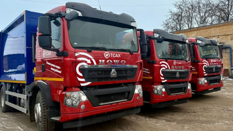 Автопарк ООО "ТСАХ" пополнился тремя современными мусоровозами - новости ТИА