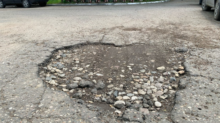 В Твери ищут подрядчика на ямочный ремонт дорог и тротуаров - новости ТИА