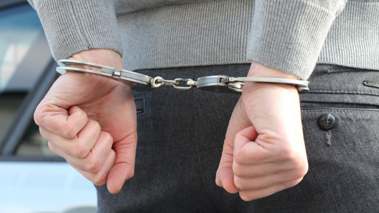 Во Ржеве полицейские задержали рецидивиста, укравшего средства гигиены - новости ТИА