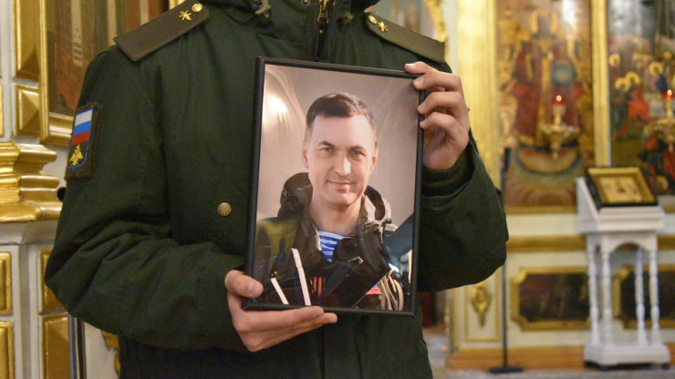 В Твери прошли похороны Алексея Толстопятова, погибшего в зоне СВО - новости ТИА