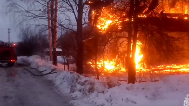 Игорь Руденя поручил оказать помощь людям, оставшимся без жилья из-за пожара - новости ТИА