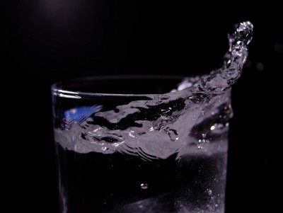 Роспотребнадзор рассказал зачем и сколько нам нужно пить воды - Новости ТИА