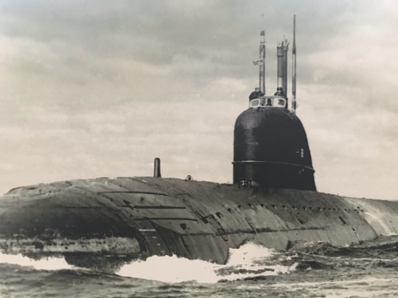 Первая атомная подводная лодка