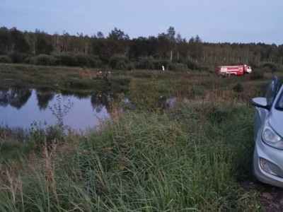 В Тверской области автомобиль вылетел в канал, водителя ищут водолазы - новости ТИА
