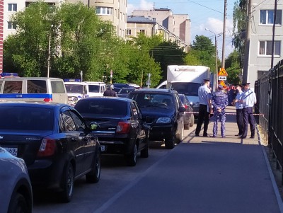 В Твери на улице Озерной поставили оцепление - Новости ТИА