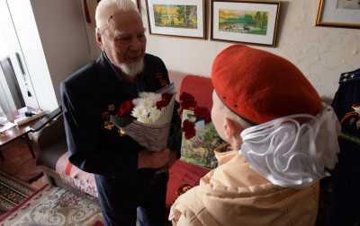 Накануне Дня Победы в Твери поздравили ветеранов - Новости ТИА