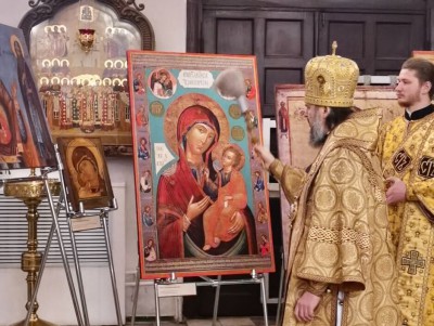 В Воскресенском кафедральном соборе Твери открылась выставка икон - Новости ТИА