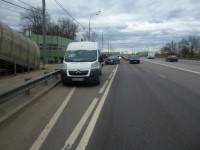 В Твери при столкновении легкового автомобиля и маршрутки пострадали 5 человек - Новости ТИА