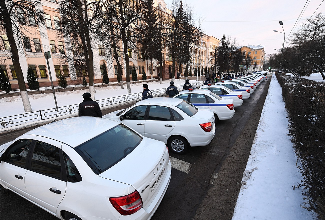 Фото служебных машин