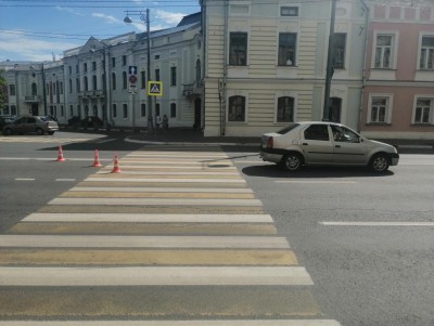 Автомобилист сбил пешехода у ТЮЗа в Твери - Новости ТИА