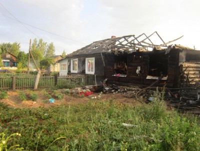 В Тверской области в горящем доме нашли тело пенсионерки - новости ТИА
