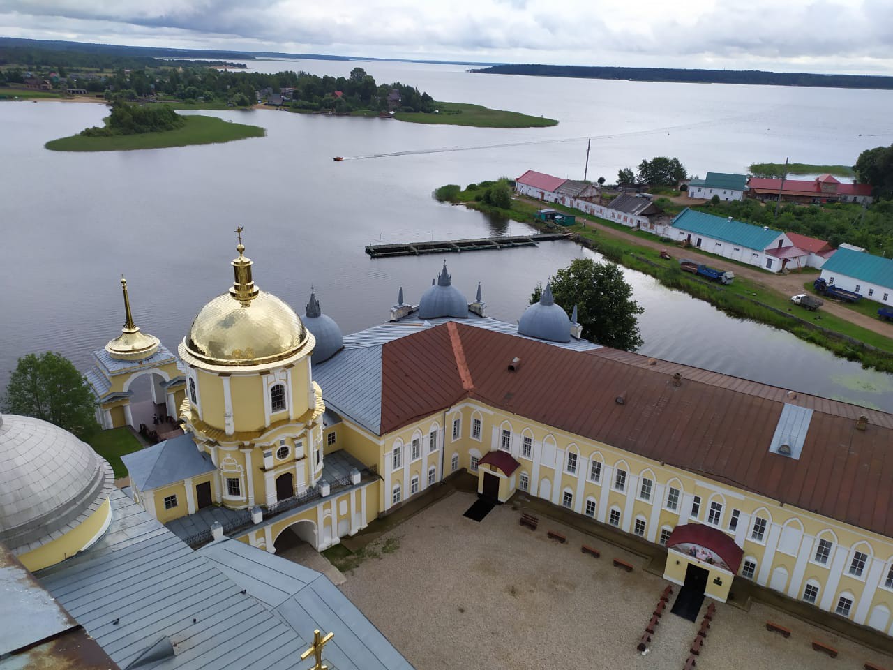 Нилостолбинская пустынь