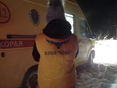 Под Тверью волонтеры спасли мужчину, которого придавили снег и крыша сарая - Новости ТИА