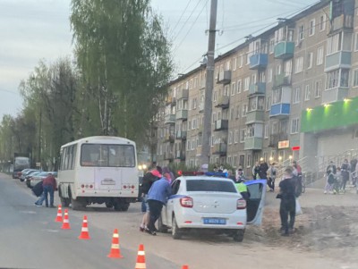 В Тверской области автобус задавил маленькую девочку - Новости ТИА