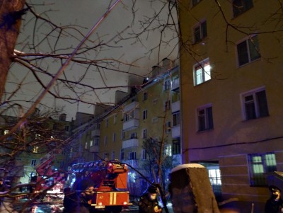 В Твери загорелся чердак жилого пятиэтажного дома - Новости ТИА
