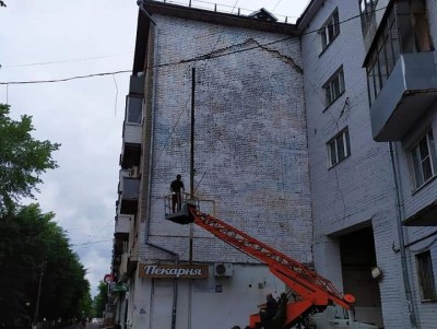 В Твери закрасили скандально известное граффити с портретом Солженицына  - Новости ТИА