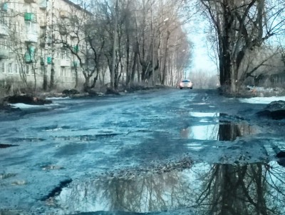Активисты нашли дорогу из ям в Вышнем Волочке  - Новости ТИА