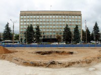 В Твери благоустраивают площадь перед стелой "Город воинской Славы" и сквер в Южном - новости ТИА