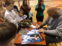 Известный боксер Николай Валуев провел мастер-класс для юных спортсменов из Сандово  - Новости ТИА