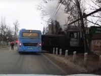 Компания "Транспорт Верхневолжья" прокомментировала столкновение пассажирского автобуса и тепловоза - Новости ТИА