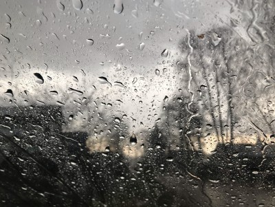МЧС предупреждает о сильном дожде в Тверской области 12 апреля - новости ТИА