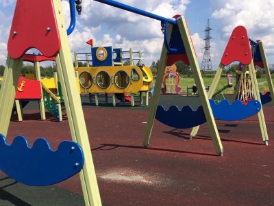 В Твери с площадки украли детские качели - Новости ТИА