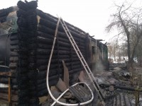 Под Тверью мужчина помог матери выбраться из горящего дома, а сам погиб - Новости ТИА