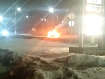 В Твери на ходу загорелся автомобиль - Новости ТИА