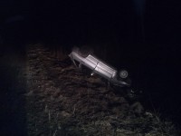В Тверской области автомобиль опрокинулся в кювет, пострадали два человека - Новости ТИА